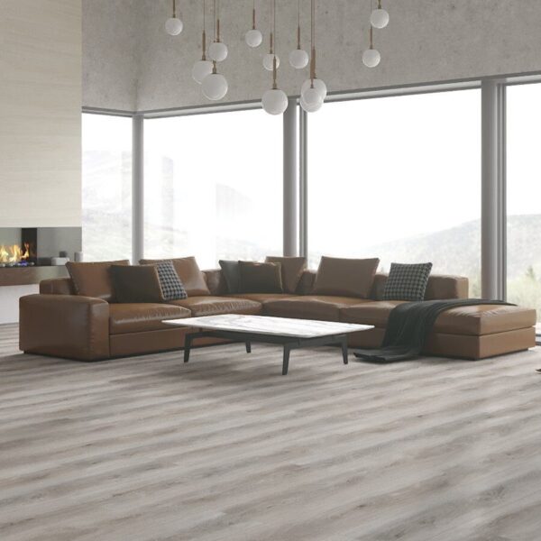 Reaction Highland Silver Oak Vinyl Flooring Planks